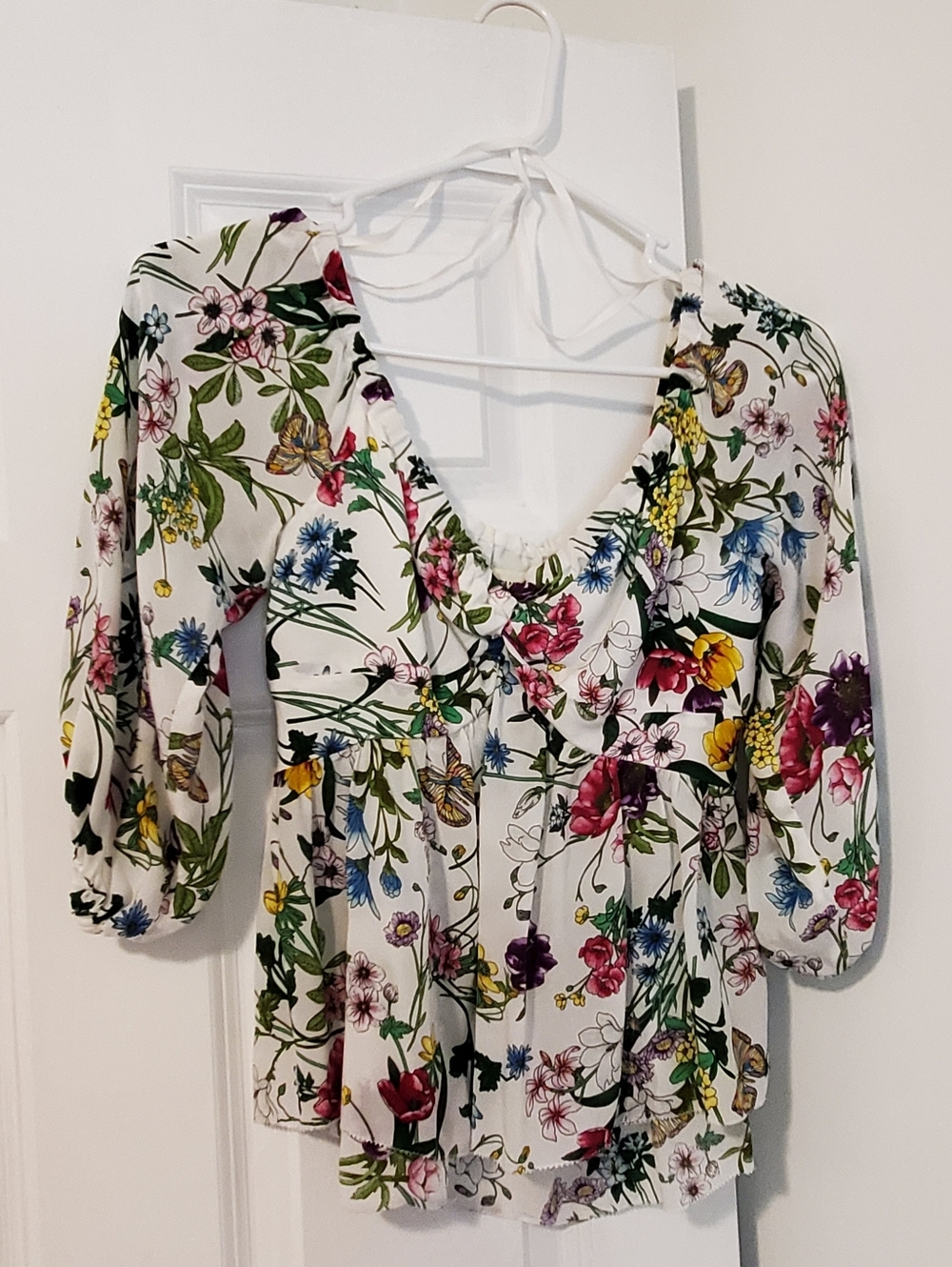 L'AGENCE Elena Silk Floral Spring Off Shoulder Flowy Blouse Small Faiy Cottage